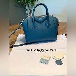 GIVENCHY ANTIGONA SMALL
